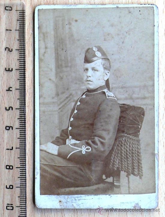 Fotografia antiga: MILITAR. SOLDADO BRIT&Aacute;NICO. CARTE DE VISITE (CDV)