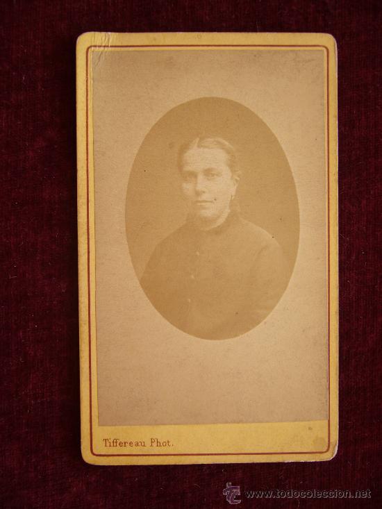 Fotograf&iacute;a antigua: Fotograf&iacute;a Antigua. Carte de Visite. Retrato de Mujer. Fot. Tiffereau. Paris.
