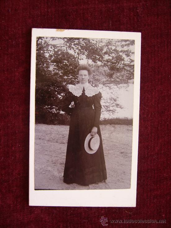 Fotografia antica: Fotograf&iacute;a Antigua. Carte de Visite. Retrato de Mujer. E. Theofr. Timblom.
