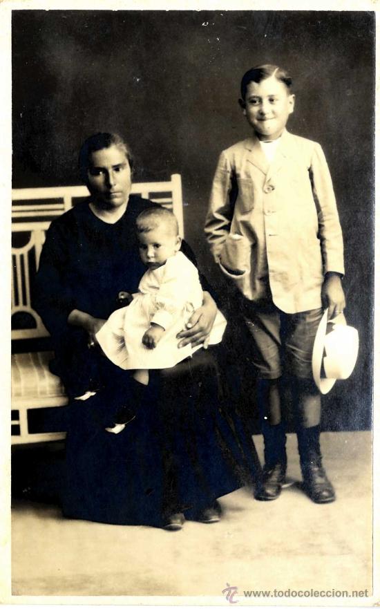 Fotografia antica: CARTAGENA, HARO HERMANOS FOTO CUIDADORA Y NI&Ntilde;OS