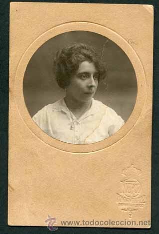 Fotografia antica: Joven se&ntilde;ora. F: Niepce. BCN. c. 1915