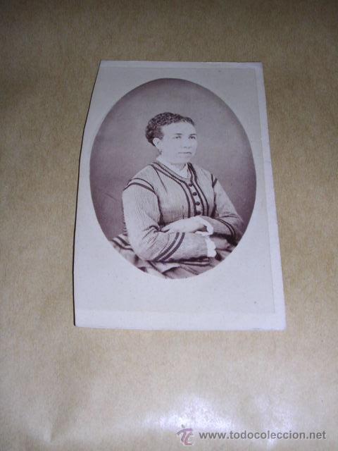 Photographie ancienne: CARTE DE VISITE 10,5X6,5 CM.