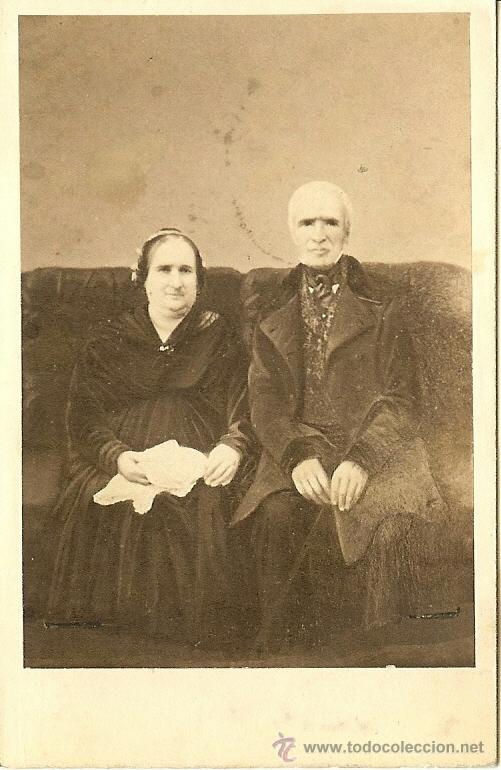 Photographie ancienne: FOTOGRAF&Iacute;A DE PAREJA DE ANCIANOS - CARTE DE VISITE - MEDIADOS SIGLO XIX