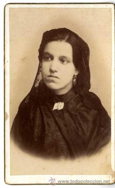 Photographie ancienne: MUJER JOVEN DE ENCAJE