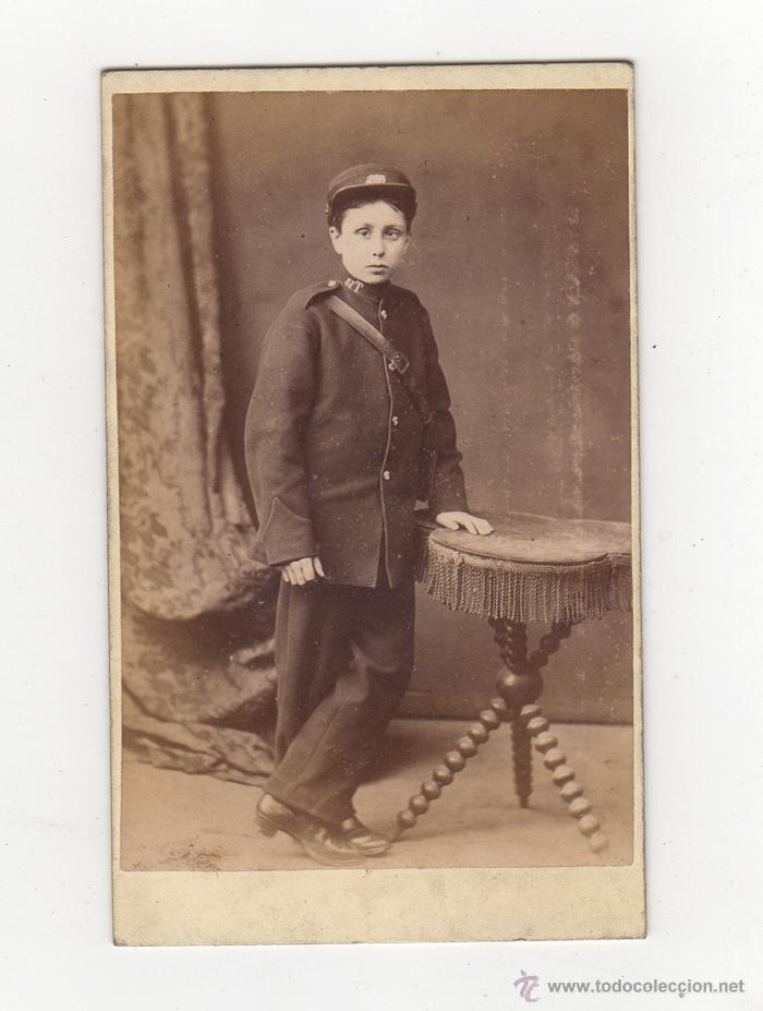 Photographie ancienne: CARTE DE VISITE FINALES XIX. RETRATO CHICO. PORTRAIT COMPANY. BRISTOL.