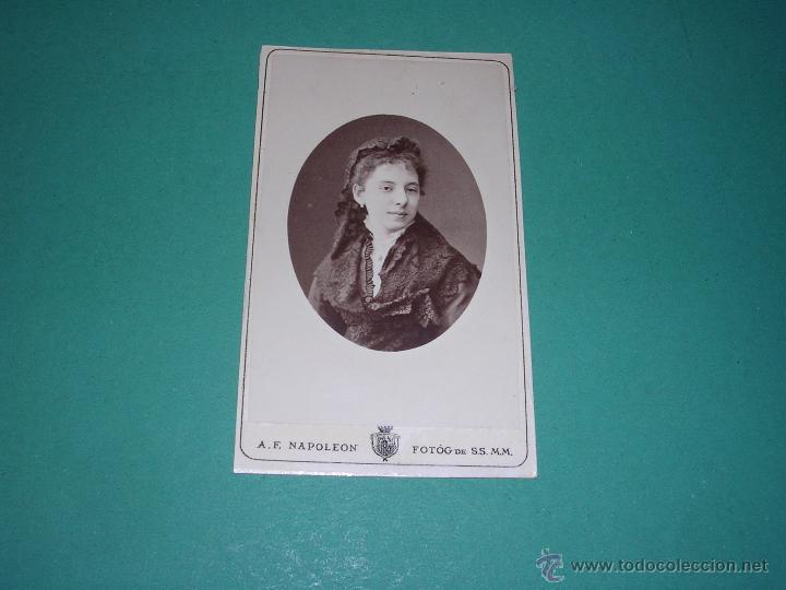 Fotografia antica: FOTO - CARTE DE VISITE A.F. DIT NAPOLEON E HIJO FOTOGRAFOS DE S.S.M.M.SALONES Y GALERIA SITUADA P&ordf; P