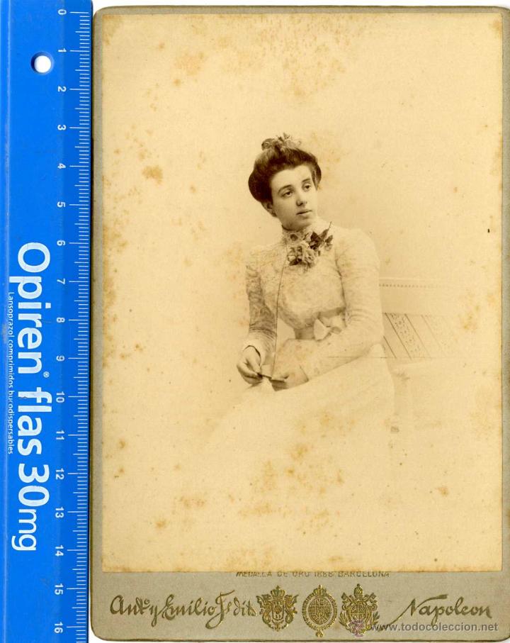 Fotografia antiga: MADRID-BARCELONA BELLA FOTO SE&Ntilde;ORITA  FOTOG NAPOLE&Oacute;N