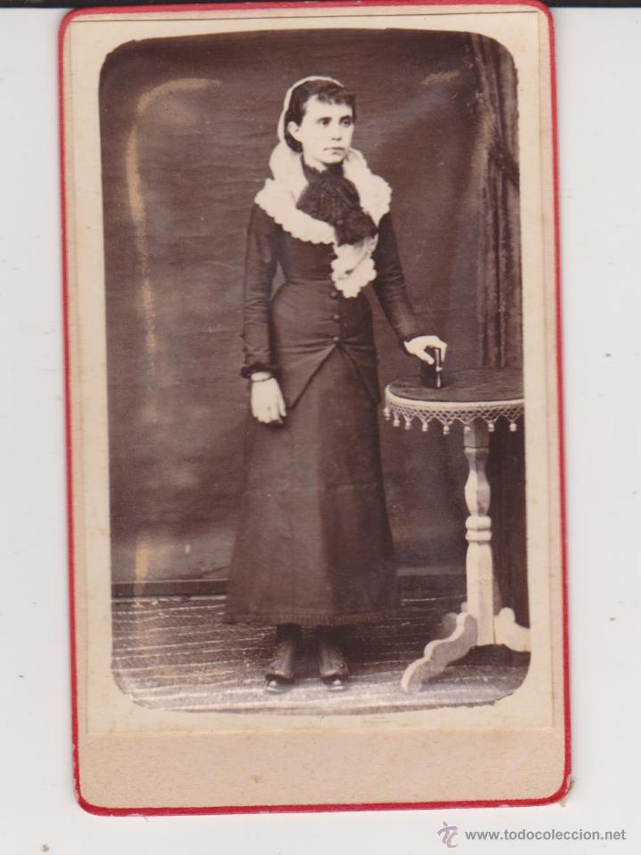 Fotografia antiga: Fotografia personaje femenino