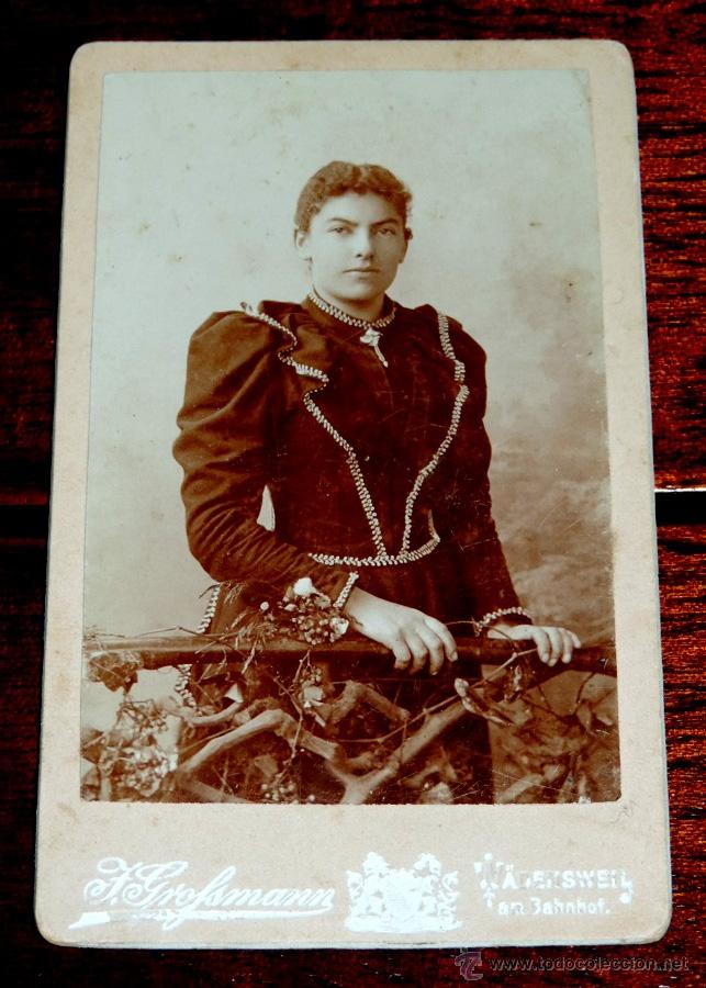 Fotograf&iacute;a antigua: FOTOGRAFIA ALBUMINA DE JOVEN, CDV, FOTOGRAFIA DE GRFSMANN, WADENSWEIL AM BAHNHOF, MIDE 10,5 X ,5 CMS