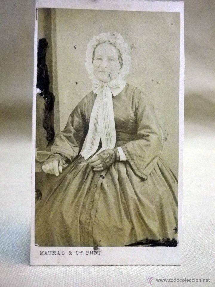 Antique Photography: FOTOGRAFIA ANTIGUA, ALBUMINA, ESTUDIO NOUVEAU PARIS, SIGLO XIX, MUJER, CARTE DE VISITE