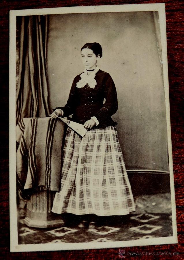 Fotograf&iacute;a antigua: FOTOGRAFIA ALBUMINA TIPO CDV, FOT.V. MACIAS, MIDE 10,5 X 6,5 APROX