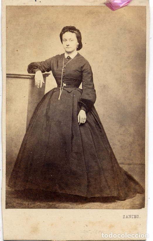 Fotografia antica: FOTO F.SANCHO -VALLADOLID 1864  RETRATO SE&Ntilde;ORA C.D.V. CON REVERSO