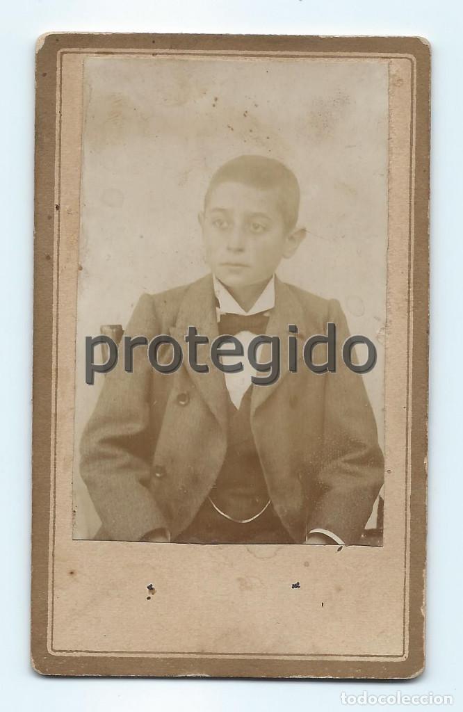 Photographie ancienne: CDV. RETRATO. JOVEN. FOTOGRAF&Iacute;A ART&Iacute;STICA DE A. GOMIZ EGEA.