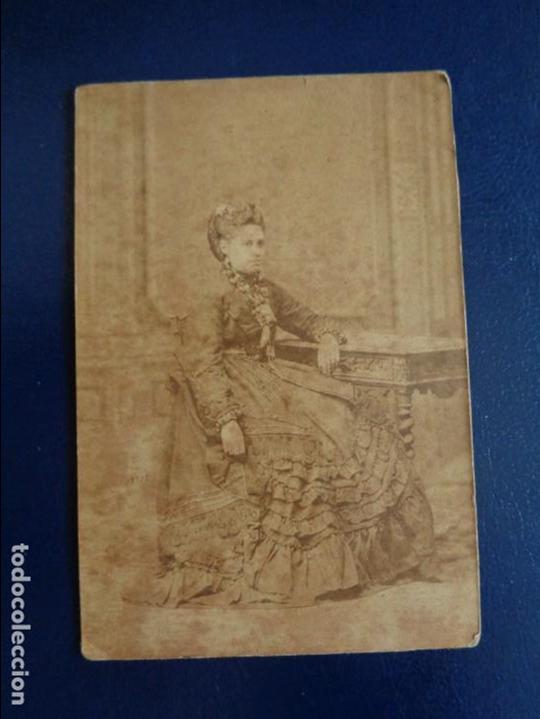 Fotograf&iacute;a antigua: ANTIGUA FOTO DE MUJER DE SE&Ntilde;ORA DEL SIGLO XIX - FOTOGRAFO DESCONOCIDO