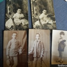 Fotografía antigua: 5 FOTOS NIÑOS TRAJES MODA TAMAÑO CDV C.1900. Lote 168449304