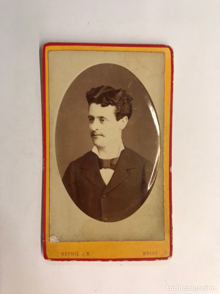 Fotograf&iacute;a antigua: CDV. Carte de Visite, Retrato de un Joven fotografo REYNIE, J.B. BRIVE, Correze , (fin Siglo XIX)