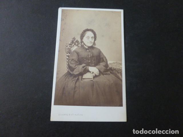 VALENCIA CARTE DE VISITE RETRATO DE DAMA LUDOVISI Y SU SEÑORA FOTOGRAFO HACIA 1865 (Fotografía Antigua - Cartes de Visite)