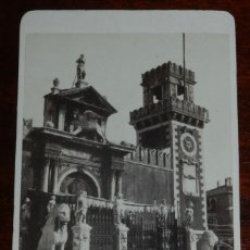 Fotografía antigua: FOTOGRAFIA ALBUMINA CDV DE CARLO PONTI DE VENEZIA, 1870 -1880, PORTA DELL´ARSENALE, MIDE 10,5 X 6 CM. Lote 287401078