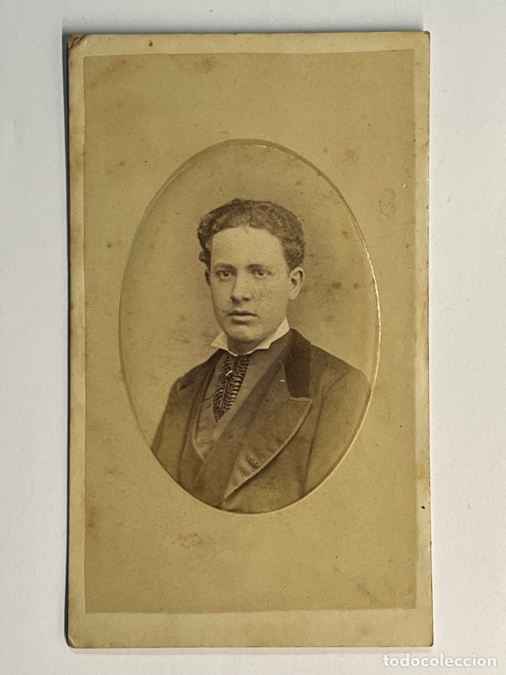 Photographie ancienne: CDV An&oacute;nimo. Espa&ntilde;a fotograf&iacute;a Se&ntilde;or con Levita.. (fin siglo XIX)