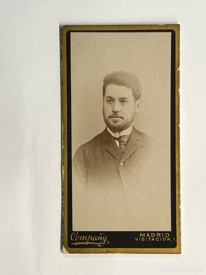 Antique Photography: CDV, Carte de Visite.. Retrato de un Se&ntilde;or. COMPA&Ntilde;Y, fot&oacute;grafo .. (fin Siglo XIX) Med&iacute;das: 4 x 8 cm.