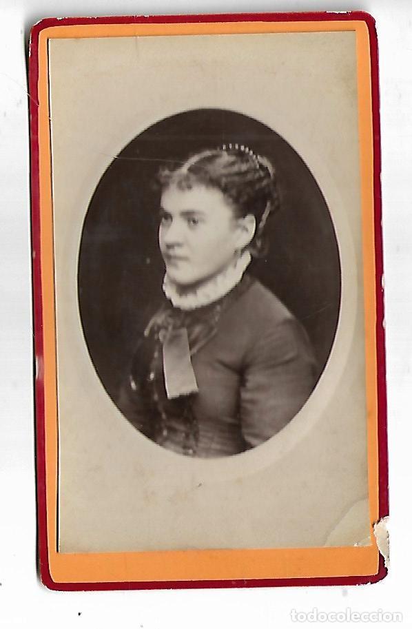 Photographie ancienne: E15-FOTOGRAF&Iacute;A CARTA DE VISITA - UNA DAMA- FOTO - - DE 1.900