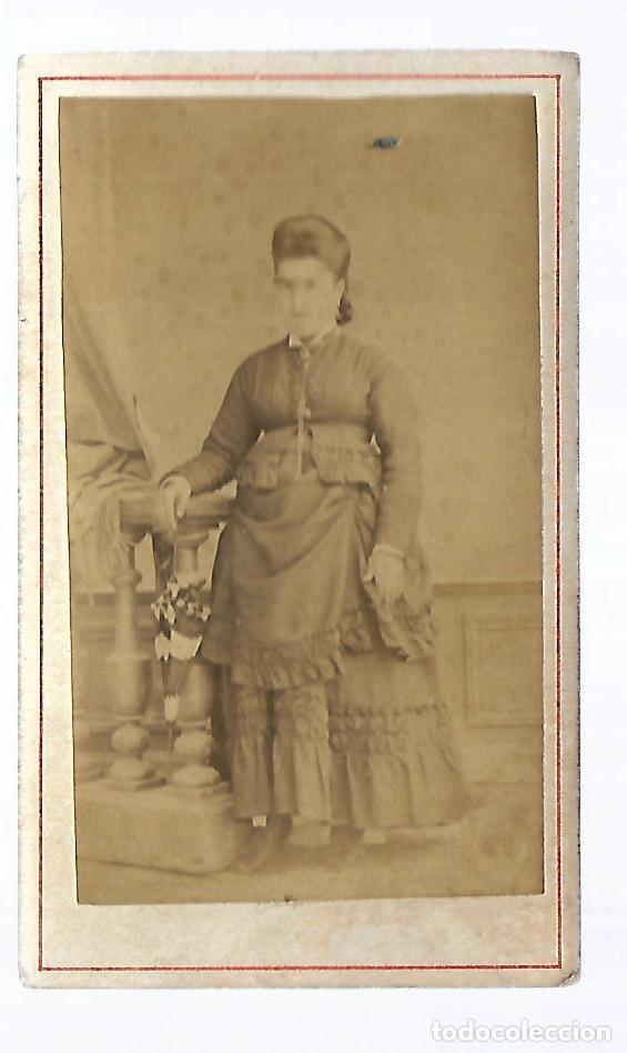 Photographie ancienne: E15-FOTOGRAF&Iacute;A CARTA DE VISITA - UNA DAMA- FOTO - DE 1.900