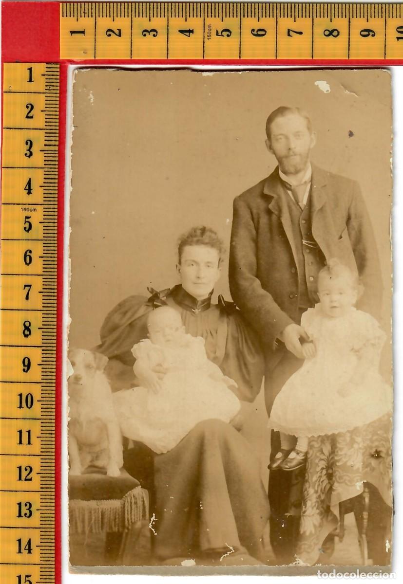 Fotografia antiga: Antigua fotograf&iacute;a Carta de Visita CDV &ndash; Retrato de pareja y ni&ntilde;os &ndash; Londres - 14 x 9 cms