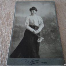 Fotografía antigua: ANTIGUA FOTOGRAFIA 1906, FOT. ATELIER SIGMUND BING, WIEN, CARTON DURO, 16,5 X 10,5 CM