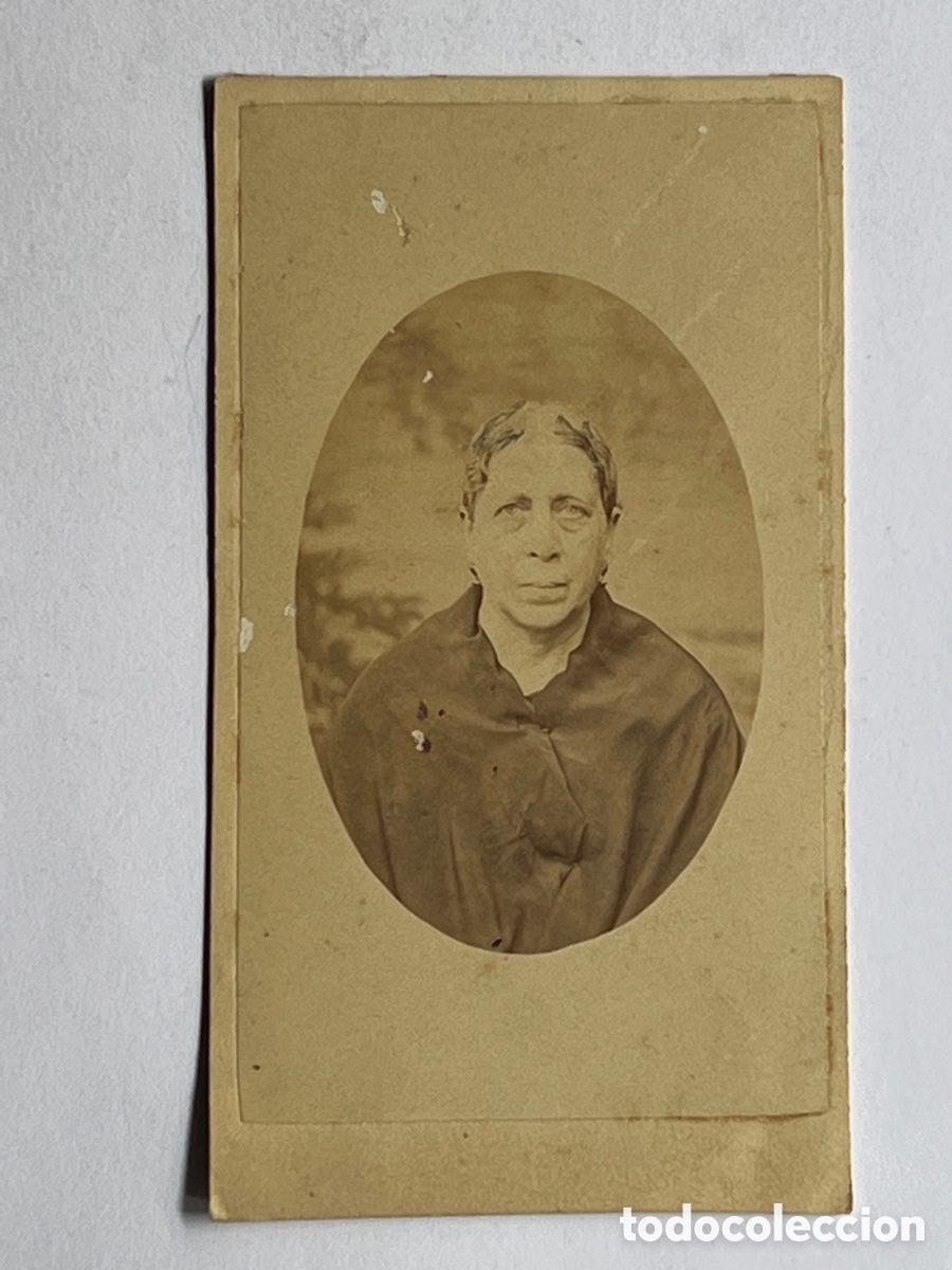 Photographie ancienne: CCVarte de Visite. Fotografia de una Se&ntilde;ora.. an&oacute;nimo.. (h.1900?) Med&iacute;das: 6 x 11 cm.