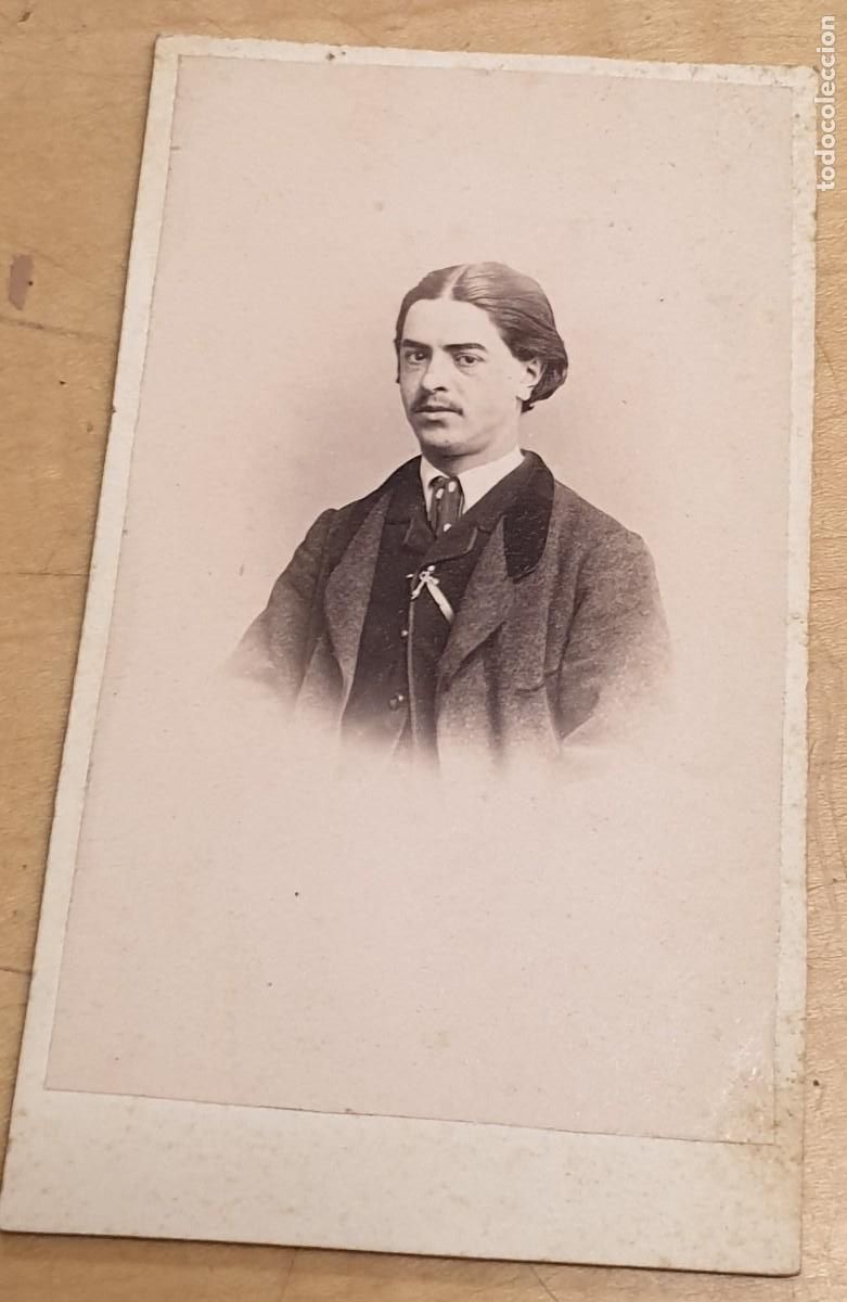 Photographie ancienne: FOTOGRAF&Iacute;A CABALLERO SIN PIE DE FOT&Oacute;GRAFO 10,5X6 CM.