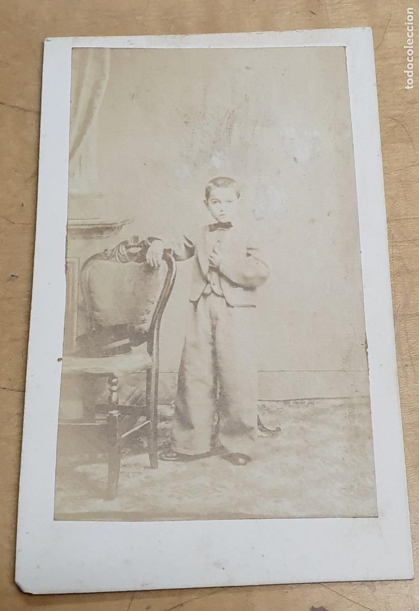 Photographie ancienne: FOTOGRAF&Iacute;A NI&Ntilde;O SIN PIE DE FOT&Oacute;GRAFO 10,5X6 CM.