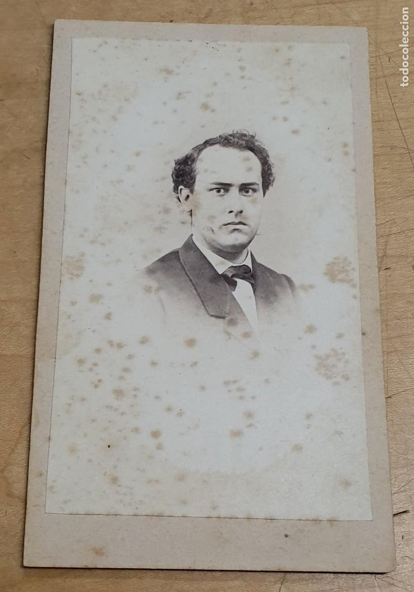 Photographie ancienne: FOTOGRAF&Iacute;A CABALLERO SIN PIE DE FOT&Oacute;GRAFO 10,5X6 CM.