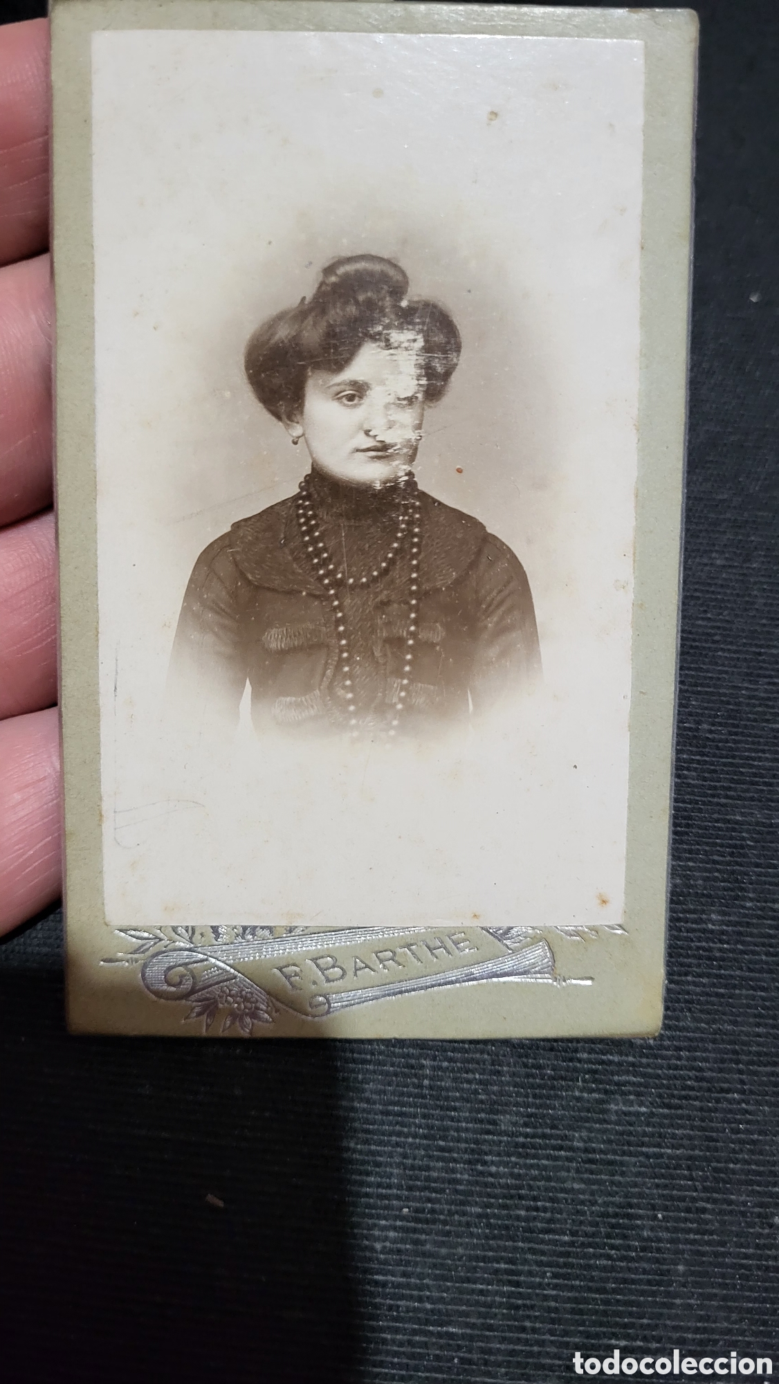 Fotografia antica: Fotograf&iacute;a antigua alb&uacute;mina retrato de una Se&ntilde;ora con desprefecto