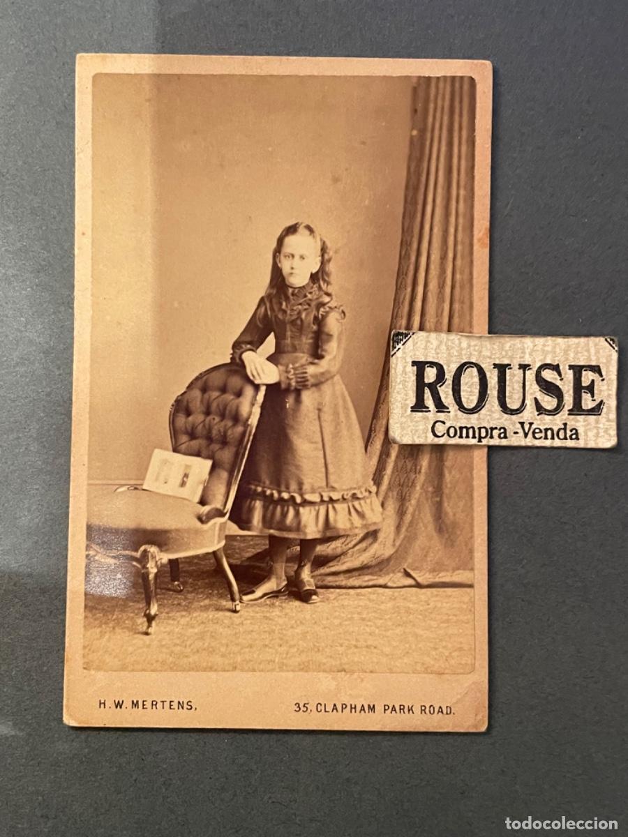 Fotografia antica: ANTIGUA ALBUMINA FOTO C.V. NI&Ntilde;A H.W. MERTENS ARTIST PHOTOGRAPHER - CLAPHAM LONDRES