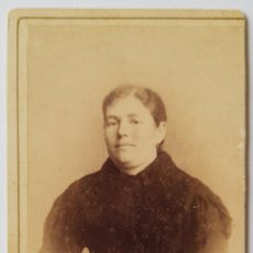 Fotografía antigua: RETRATO DE MUJER. FOTO JOSÉ SANCHEZ CARTAGENA. HACIA 1870. CARTE VISITE