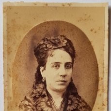 Fotografía antigua: RETRATO DE MUJER CON MANTILLA. FOTO DERREY Y TOLEDO, VALENCIA. HACIA 1860. CARTE VISITE