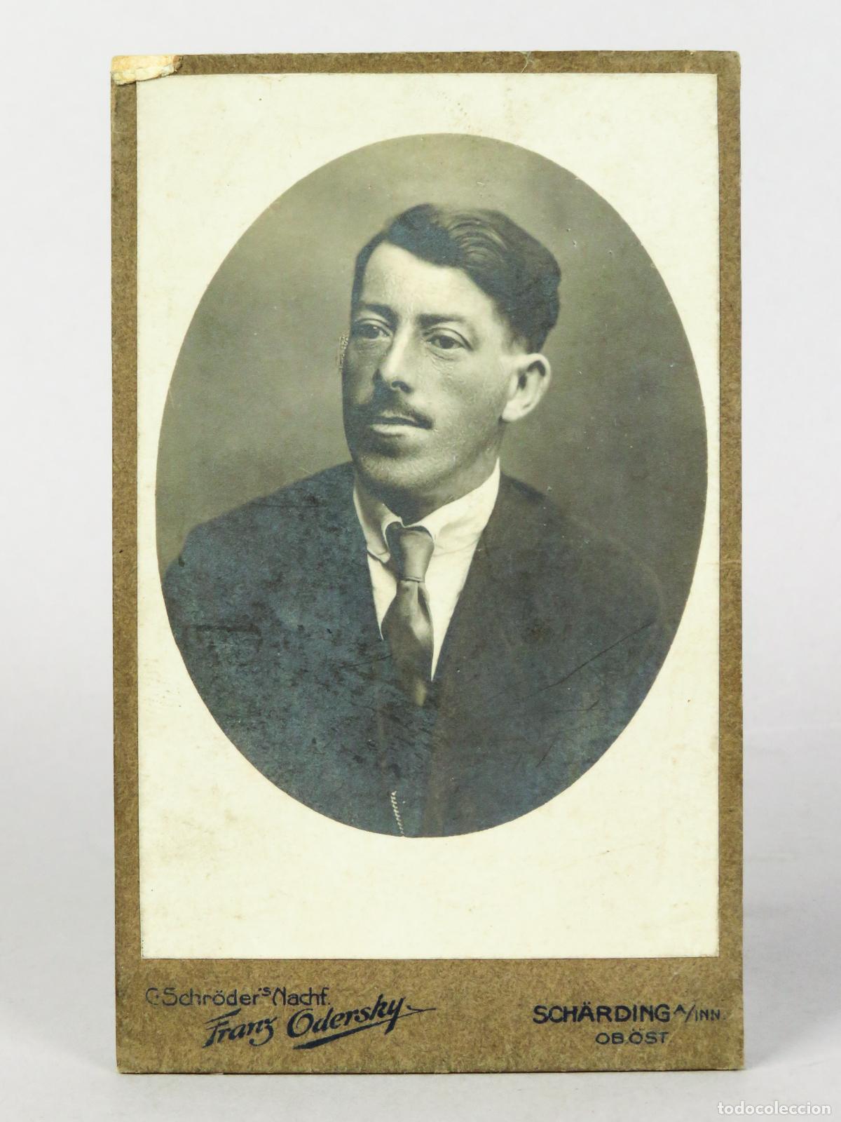 Antique Photography: Carte Visite fotograf&iacute;a retrato ovalo caballero Franz Odersky Inn Ob Ost Germany hacia 1890 S XIX