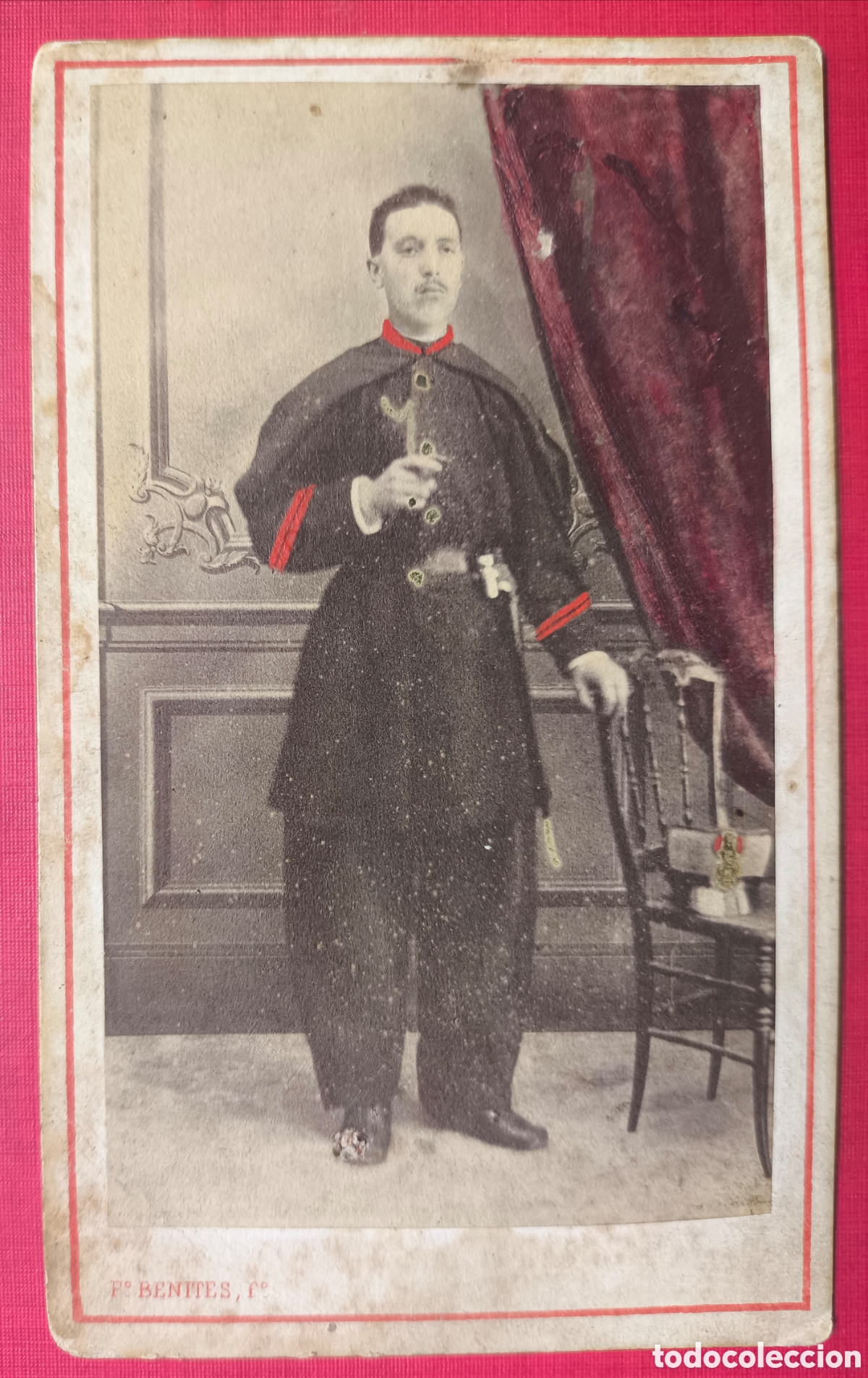 Fotograf&iacute;a antigua: FOTOGRAF&Iacute;A RETRATO DE ESTUDIO CDV MILITAR UNIFORME CARLISTA FOT&Oacute;GRAFO F. BENITES ALICANTE C. 1900