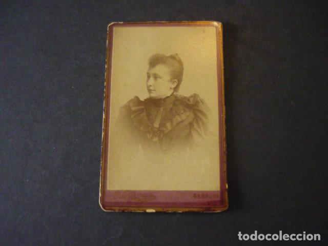 Fotograf&iacute;a antigua: CARTE DE VISITE MIGUEL OLIVENZA FOTOGRAFO BADAJOZ RETRATO DE MUJER