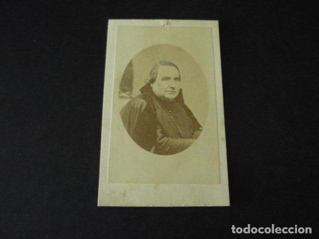 Fotograf&iacute;a antigua: CARTE DE VISITE RETRATO DE HOMBRE SIN FOTOGRAFO