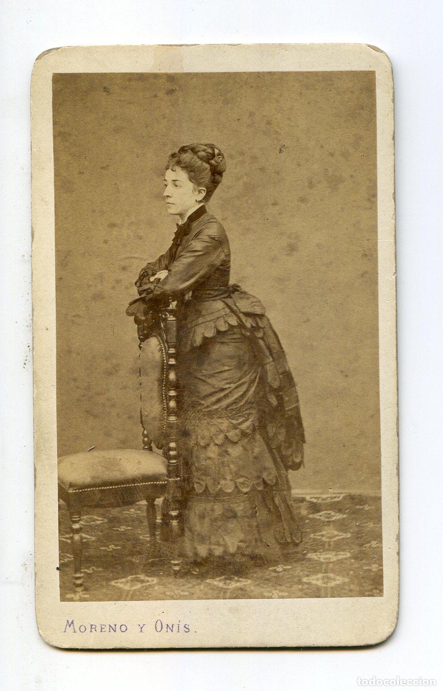 Fotograf&iacute;a antigua: Retrato de se&ntilde;orita, CDV, Gabinete fotogr&aacute;fico Moreno y On&iacute;s, Vitoria, dedicada y fechada 1876