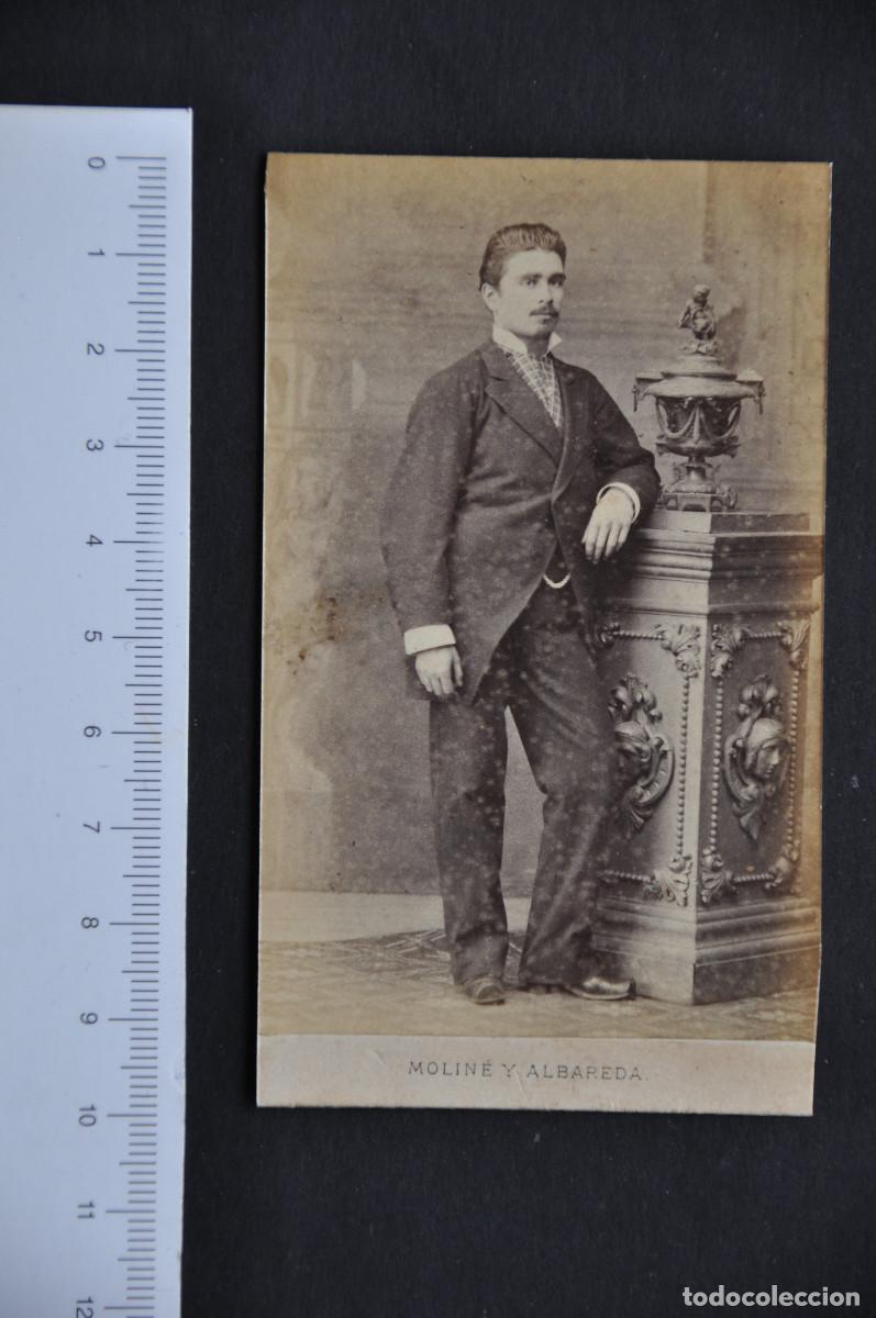 Fotograf&iacute;a antigua: CARTA DE VISITA DE UN CABALLERO - ESTUDIO MOLINE Y ALBAREDA (BARCELONA)