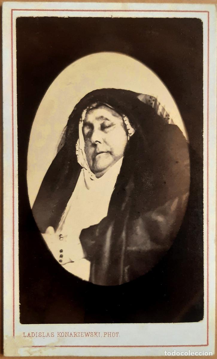 Fotograf&iacute;a antigua: Postmortem Carte de Visite (CDV).