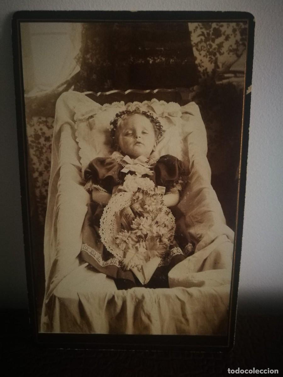 Fotograf&iacute;a antigua: Fotograf&iacute;a antigua post mortem tarjeta gabinete siglo XIX