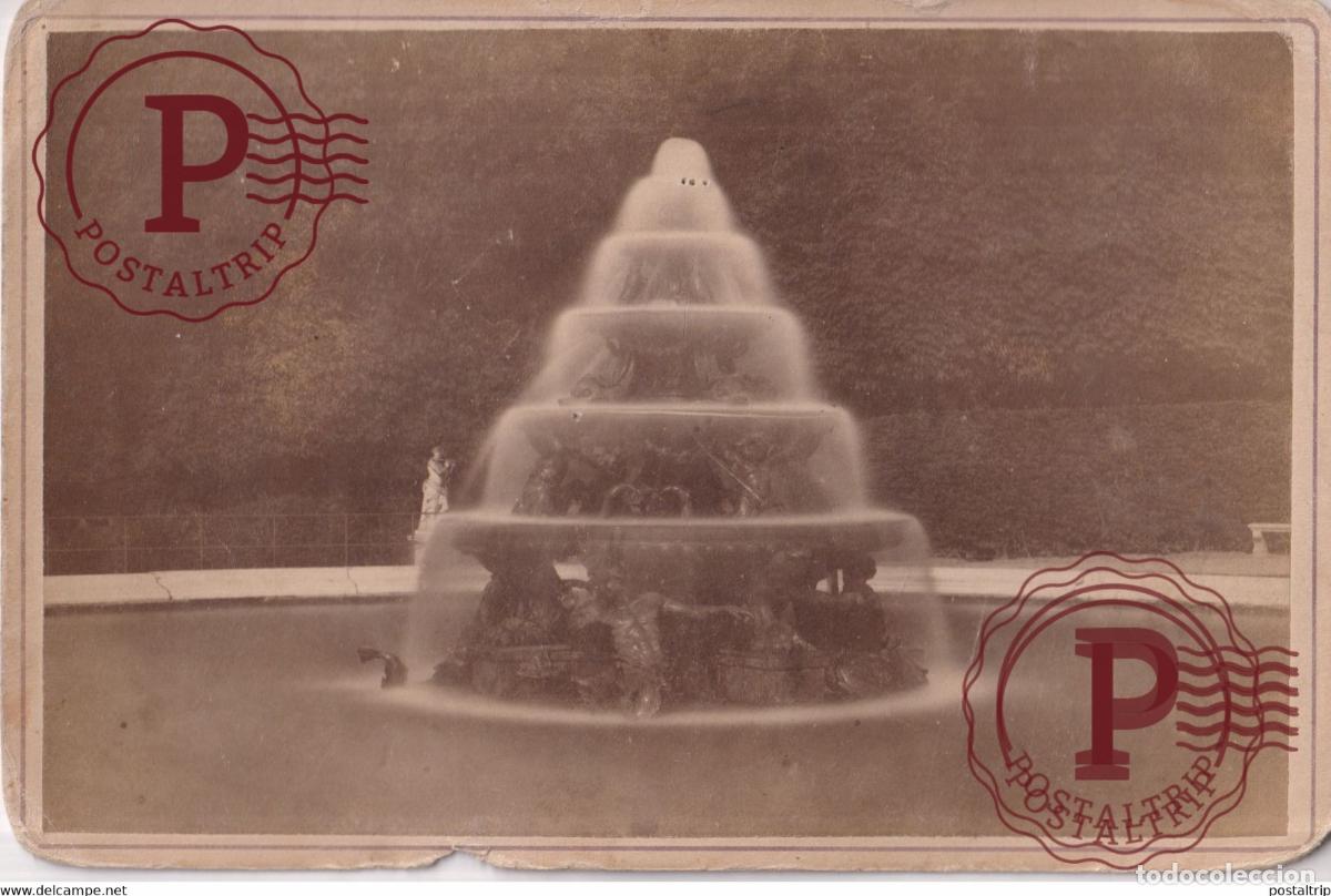 Fotograf&iacute;a antigua: BASSIN DE LA PYRAMIDE PARIS VERSAILLES FOUNTAIN OF THE PYRAMID PALACE OF VERSALLES PILON DE LA PIRA