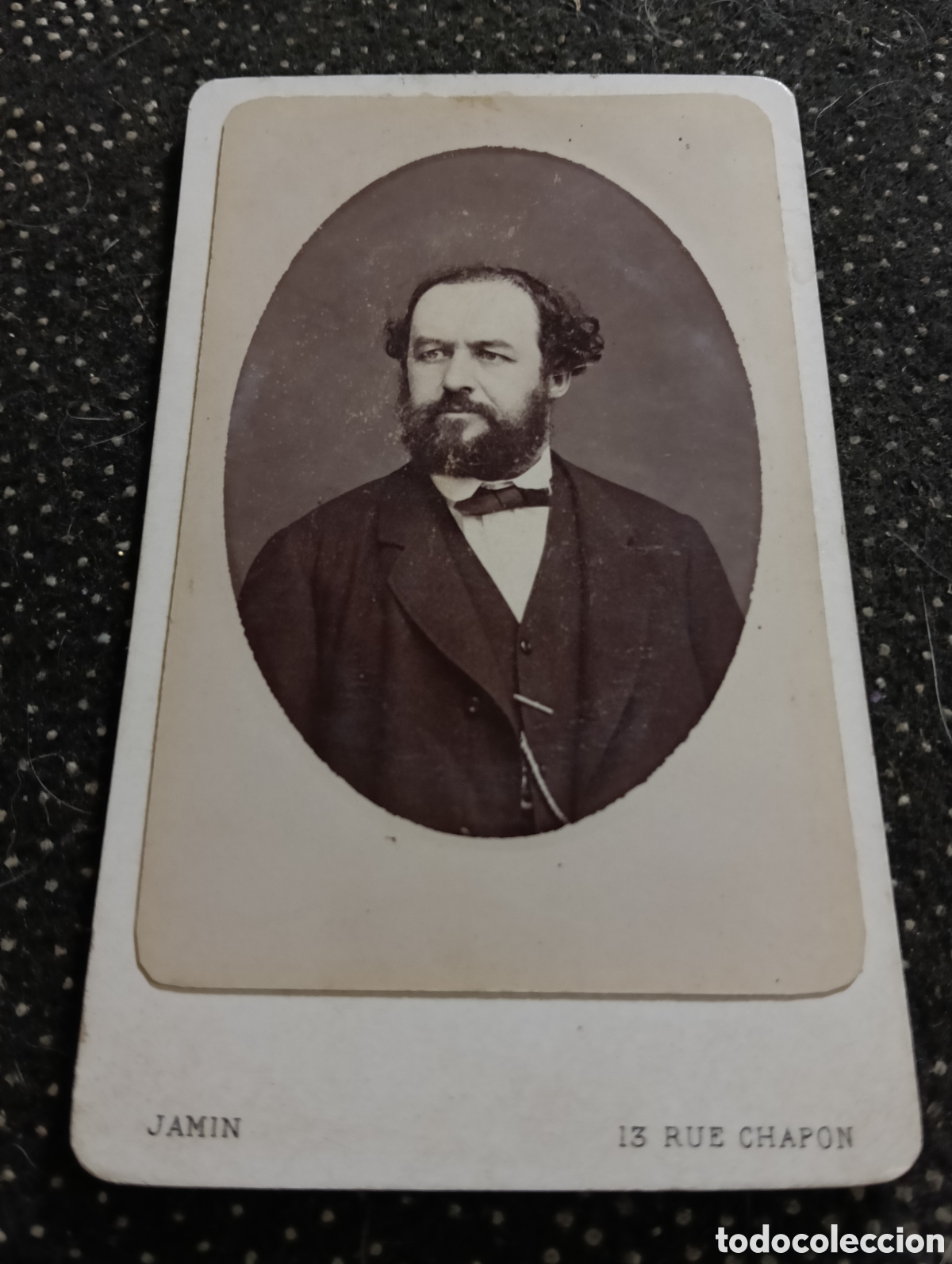 Fotograf&iacute;a antigua: 1865-1910 Fotograf&iacute;a Victoriana en cart&oacute;n de un se&ntilde;or de la &eacute;poca mide 11 x 6,5 aprox.