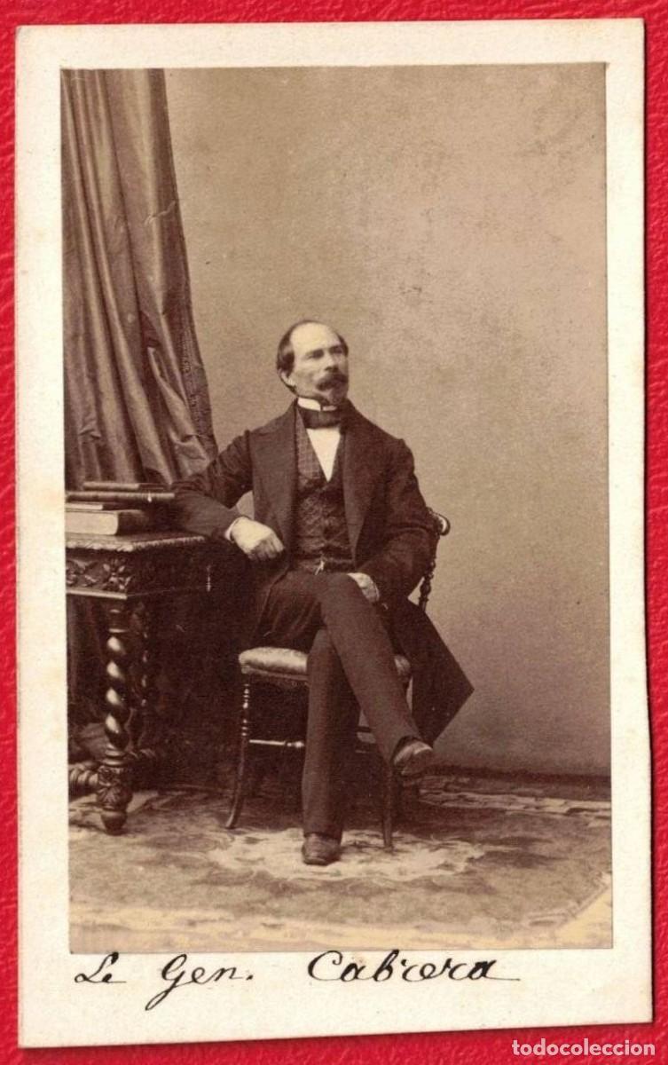 Fotograf&iacute;a antigua: El General Carlista Ram&oacute;n Cabrera, 1862. Foto: Disderi & Cie., Par&iacute;s. Fotografo S.M. L&acute;Empereur