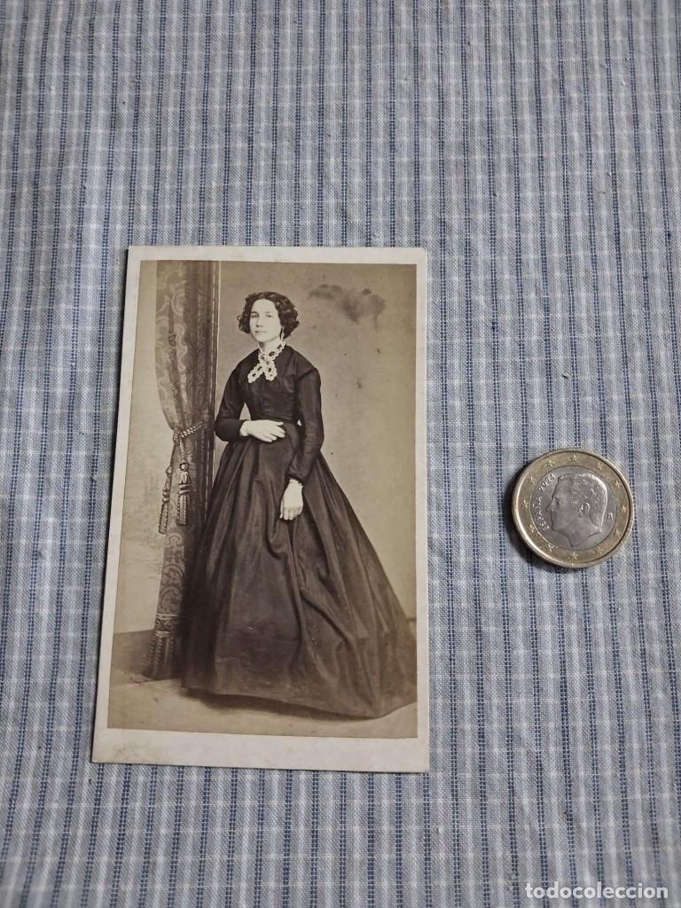 Fotograf&iacute;a antigua: Fotograf&iacute;a alb&uacute;mina Se&ntilde;ora. Carte de visite. Joaqu&iacute;n Masaguer. Gerona