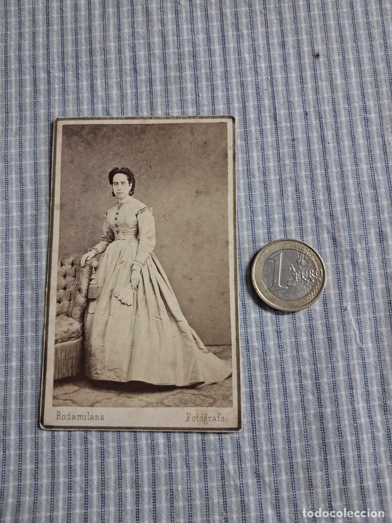 Fotograf&iacute;a antigua: Fotograf&iacute;a alb&uacute;mina Se&ntilde;ora. Carte de visite. Antonio Rodamilans. Barcelona