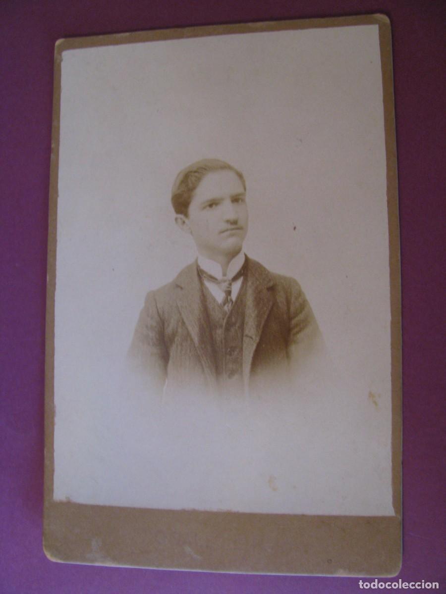 Fotograf&iacute;a antigua: ANTIGUA FOTO DE UN CABALLERO. 1904. 16,5X10,5 CM